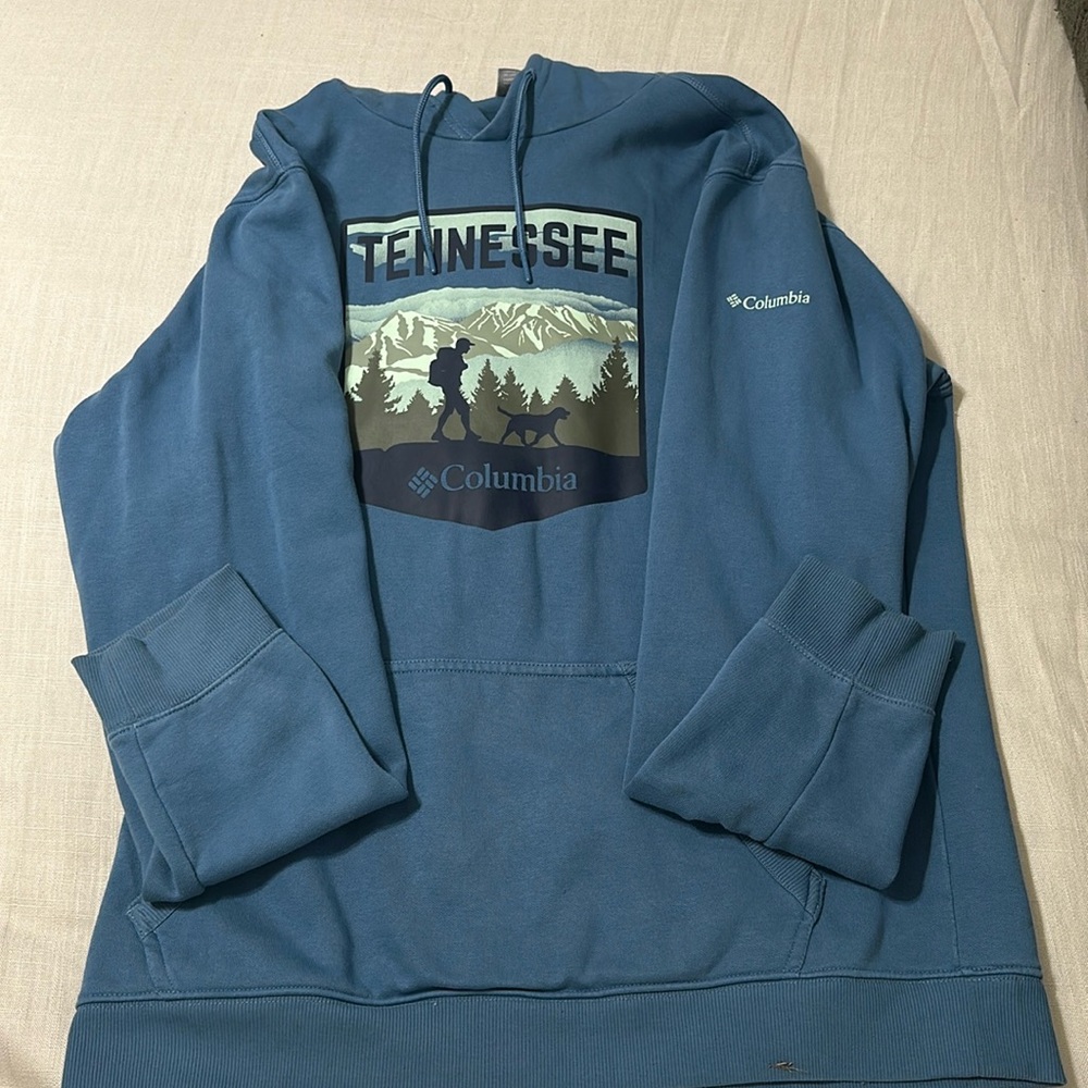 Men’s Columbia hoodie